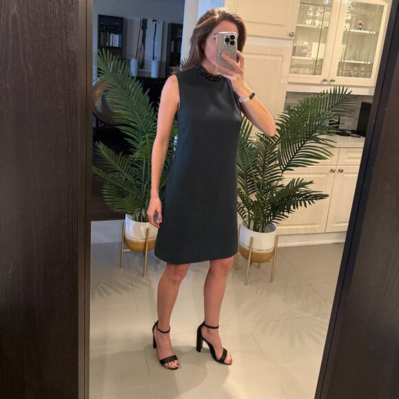 Classy Green Holiday Dress with Black Studded Neckline, Judith and Charles, US 2 - Picture 3 of 6